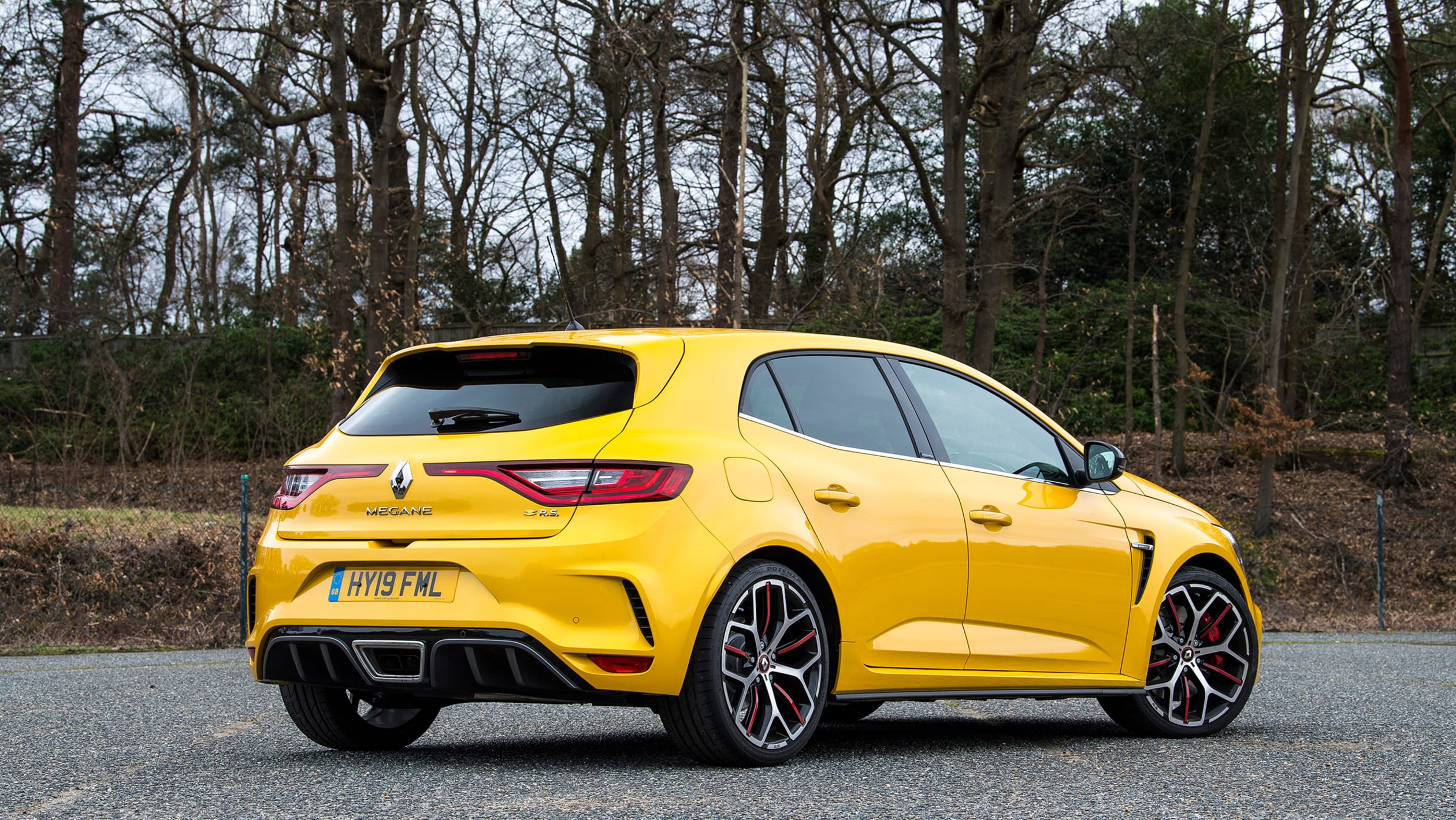 New Renault Megane R S Trophy Review Pictures Auto Express