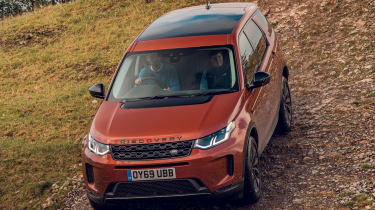 Land Rover Discovery Sport - front 