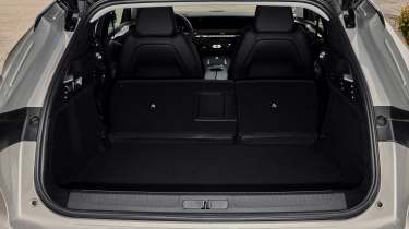 DS No4 E-Tense - boot seats down