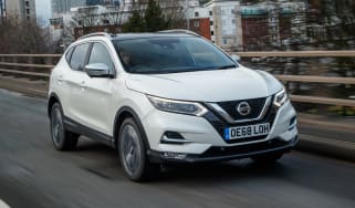 Nissan Qashqai 1.3 DiG-T - front