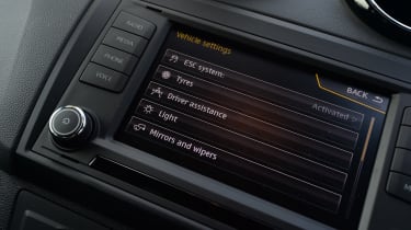 SEAT Ibiza Cupra 2016 - screen