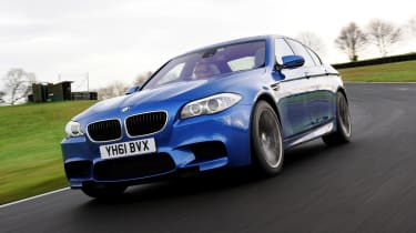 BMW M5 UK drive front cornering
