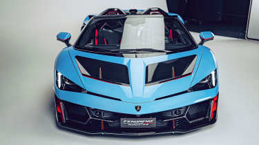 Lamborghini Fenomeno Roadster - full front