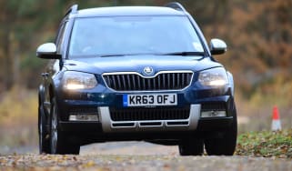 Skoda Yeti 4x4 front cornering