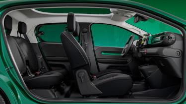 Renault Twingo panoramic roof - seats