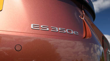 Lexus ES UK - rear badge