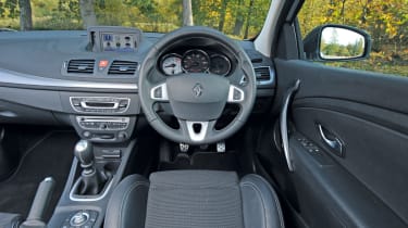 Renault Megane Coupe dash