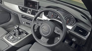 Audi A6 2.0 TDI SE interior