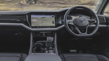 Volkswagen Touareg eHybrid 4Motion - dash