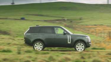 Used Range Rover Mk5 - side