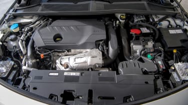 Vauxhall Astra Sports Tourer GSe - engine bay