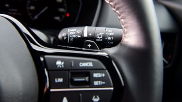 Honda Civic - steering wheel controls