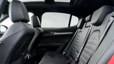 Alfa Romeo Stelvio - rear seats