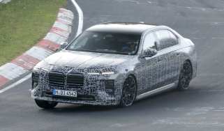 New facelift BMW i7 testing at the Nurburgring - front cornering