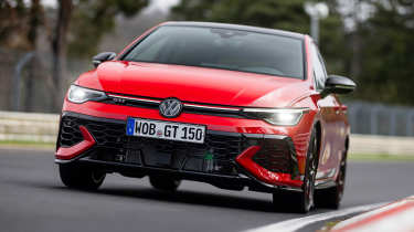 Volkswagen Golf GTI Edition 50 - front action