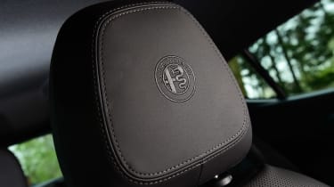 Alfa Romeo Tonale PHEV UK - headrest