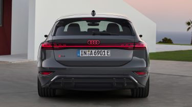 Audi A6 e-tron Avant - full rear