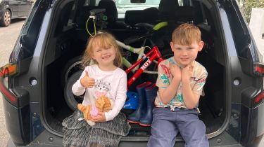 Dacia Bigster boot filled for beach