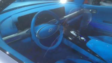 Hyundai FE Fuel Cell Concept show pics interior