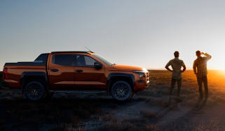 2025 Mitsubishi L200