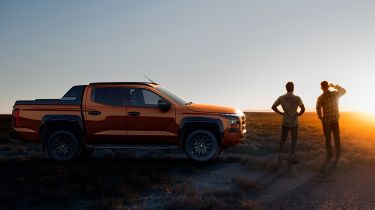 2025 Mitsubishi L200