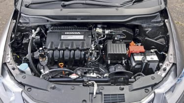 Honda Insight engine