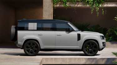 Land Rover Defender Vertex - side