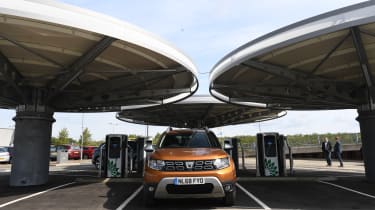 Dacia Duster charging hub