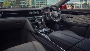 Bentley Flying Spur V8 - dash