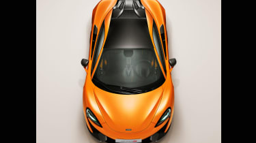 McLaren 570S - overhead