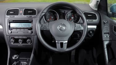 Volkswagen Golf BlueMotion interior