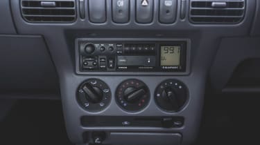 Nissan Micra Mk2 icon - centre console