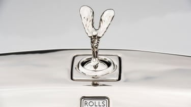 Rolls-Royce Phantom - spirit of ecstasy