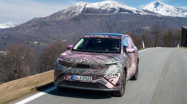 Skoda Peaq prototype - full front