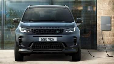 Land Rover Discovery Sport MY26 - full front