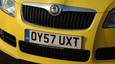 Fabia grille