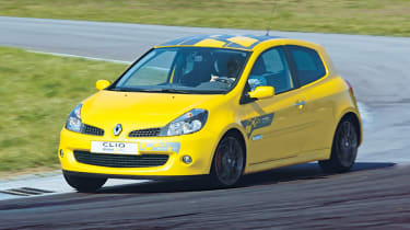 Renaultsport Clio 197 F1 R27