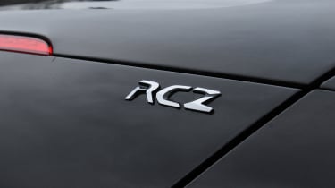Peugeot RCZ badge