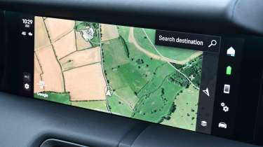 Porsche Taycan - infotainment sat-nav screen