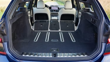 BMW 3 Series Touring - boot seats down
