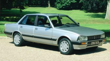 Peugeot 505 front