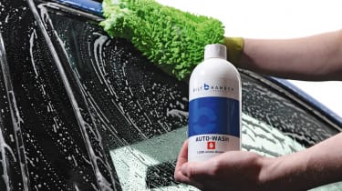 Best car shampoos product test header shot