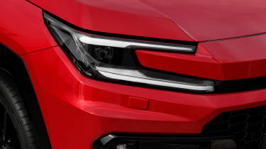 Toyota RAV4 - headlight