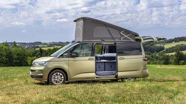 VW California Beach - side open