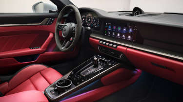Porsche 911 Turbo S Cabriolet - dash