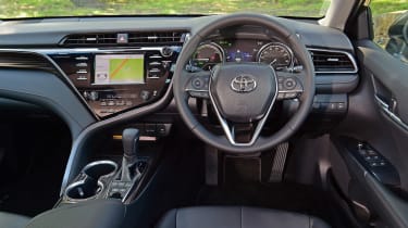 Toyota Camry - dash