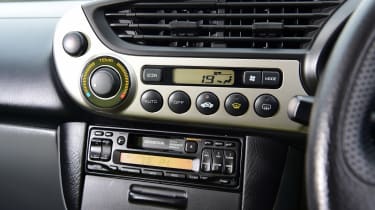 Honda Insight Mk1 - centre console