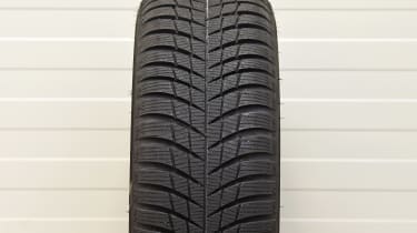 Bridgestone Blizzak LM001