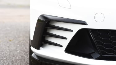 Volkswagen Golf GTI Clubsport - front vents