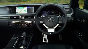 New Lexus GS F 2016 - dashboard